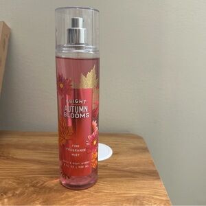 NEW Bath & Body Works Bright Autumn Blooms Fine Fragrance Mist 8 oz Retired